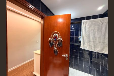 Apartamento para alugar com 280m², 4 quartos e 3 vagasBanheiro da Suíte 1