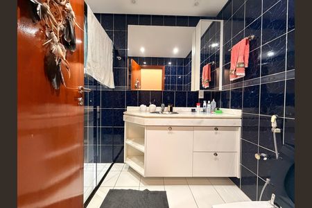 Apartamento para alugar com 280m², 4 quartos e 3 vagasBanheiro da Suíte 1