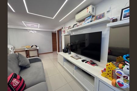 Apartamento à venda com 83m², 3 quartos e 1 vagaSala