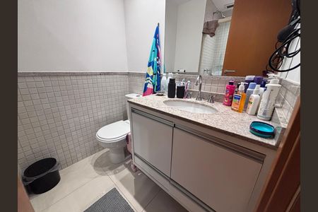 Apartamento à venda com 83m², 3 quartos e 1 vagaBanheiro