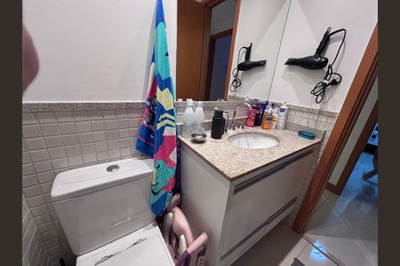 Apartamento à venda com 83m², 3 quartos e 1 vagaBanheiro