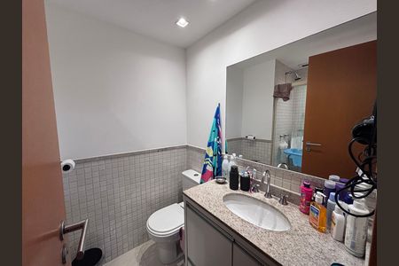 Apartamento à venda com 83m², 3 quartos e 1 vagaBanheiro