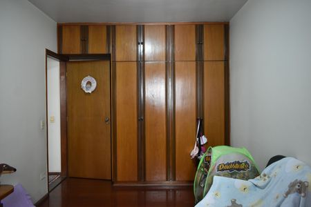 Apartamento à venda com 160m², 4 quartos e 2 vagasQuarto 3