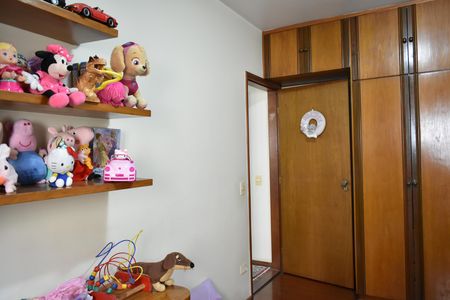 Apartamento à venda com 160m², 4 quartos e 2 vagasQuarto 3