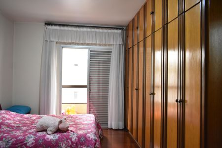 Apartamento à venda com 160m², 4 quartos e 2 vagasSuíte