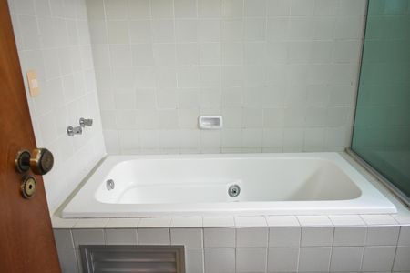 Apartamento à venda com 160m², 4 quartos e 2 vagasBanheiro da Suíte