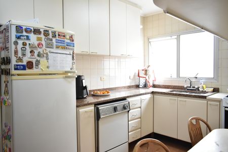 Apartamento à venda com 160m², 4 quartos e 2 vagasCozinha