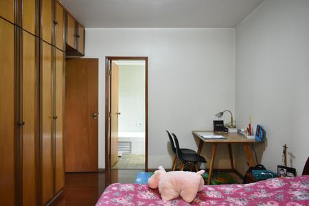 Apartamento à venda com 160m², 4 quartos e 2 vagasSuíte