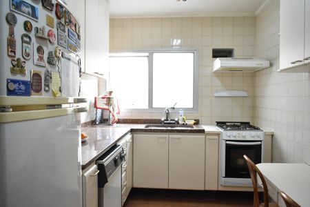 Apartamento à venda com 160m², 4 quartos e 2 vagasCozinha