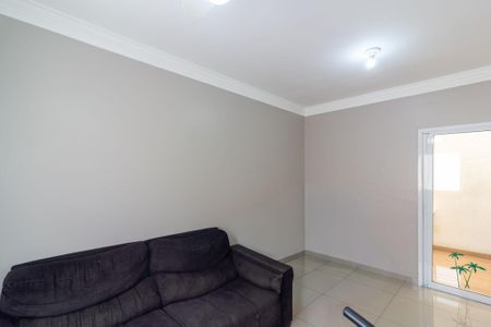 Casa de condomínio à venda com 122m², 3 quartos e 2 vagas Casa de condomínio à venda com 122m², 3 quartos e 2 vagasSala