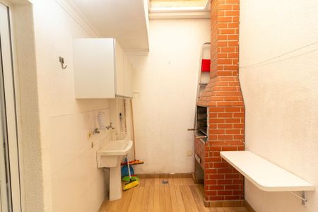 Casa de condomínio à venda com 122m², 3 quartos e 2 vagas Casa de condomínio à venda com 122m², 3 quartos e 2 vagasÁrea de Serviço