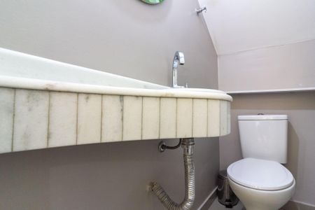 Casa de condomínio à venda com 122m², 3 quartos e 2 vagas