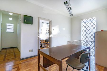 Casa à venda com 5 quartos, 271m² em Funcionários, Belo Horizonte