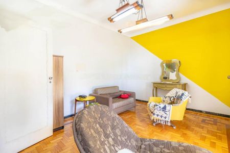 Casa à venda com 271m², 5 quartos e 2 vagas