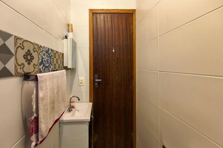 Casa de condomínio para alugar com 38m², 2 quartos e 1 vaga Casa de condomínio para alugar com 38m², 2 quartos e 1 vagaBanheiro