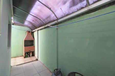 Casa de condomínio para alugar com 38m², 2 quartos e 1 vaga Casa de condomínio para alugar com 38m², 2 quartos e 1 vagaQuintal
