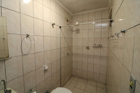 Casa para alugar com 320m², 5 quartos e 3 vagasBanheiro social