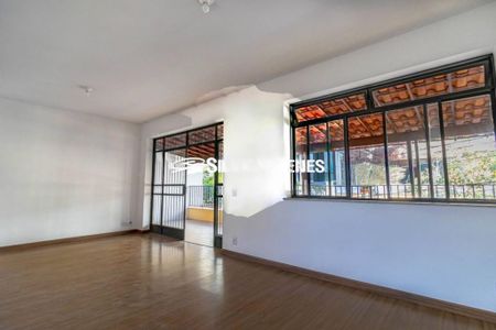 Casa à venda com 4 quartos, 320m² em São Pedro, Belo Horizonte