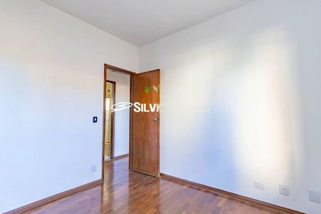 Casa à venda com 320m², 4 quartos e 2 vagas