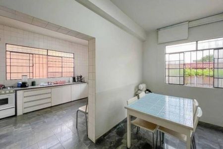 Casa à venda com 350m², 5 quartos e 2 vagas