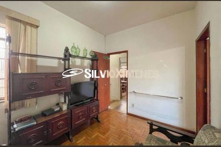 Casa à venda com 5 quartos, 350m² em Santa Efigênia, Belo Horizonte