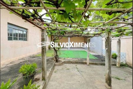 Casa à venda com 350m², 5 quartos e 2 vagas