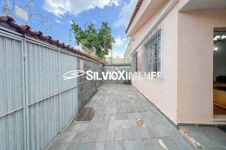 Casa à venda com 350m², 5 quartos e 2 vagas