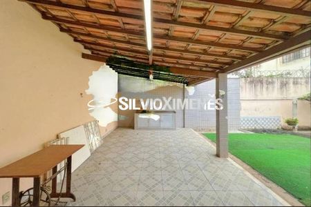 Casa à venda com 350m², 5 quartos e 2 vagas