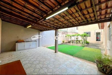 Casa à venda com 350m², 5 quartos e 2 vagas