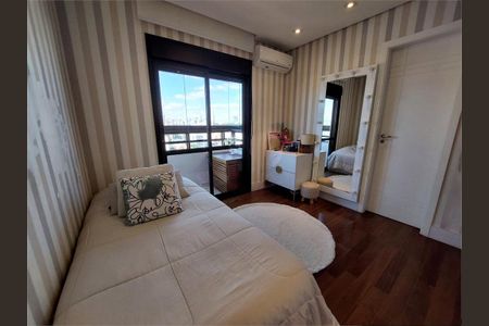 Apartamento à venda com 218m², 3 quartos e 4 vagas