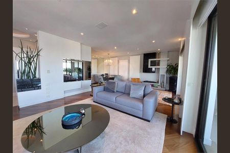 Apartamento à venda com 218m², 3 quartos e 4 vagas