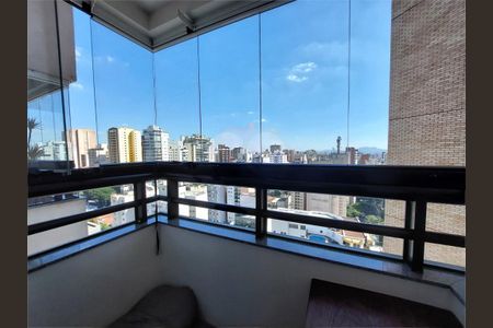 Apartamento à venda com 218m², 3 quartos e 4 vagas