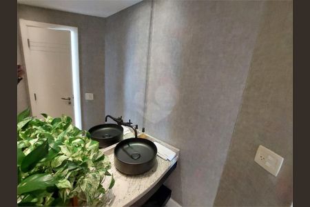 Apartamento à venda com 218m², 3 quartos e 4 vagas