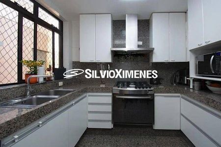 Apartamento à venda com 436m², 4 quartos e 5 vagas