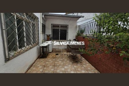 Casa à venda com 285m², 3 quartos e 4 vagas