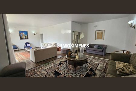 Casa à venda com 285m², 3 quartos e 4 vagas