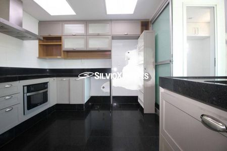 Apartamento à venda com 3 quartos, 120m² em Buritis, Belo Horizonte