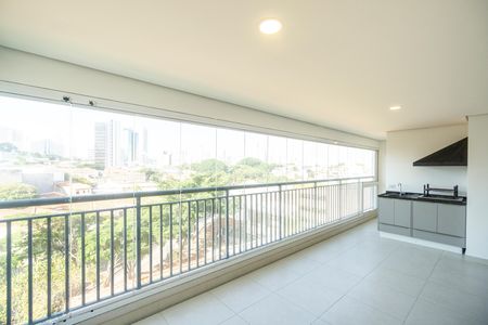 Apartamento à venda com 110m², 2 quartos e 2 vagas Apartamento à venda com 110m², 2 quartos e 2 vagasVaranda