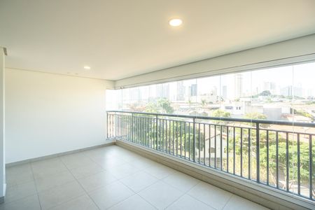 Apartamento à venda com 110m², 2 quartos e 2 vagas Apartamento à venda com 110m², 2 quartos e 2 vagasVaranda