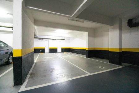 Apartamento à venda com 110m², 2 quartos e 2 vagas Apartamento à venda com 110m², 2 quartos e 2 vagasGaragem