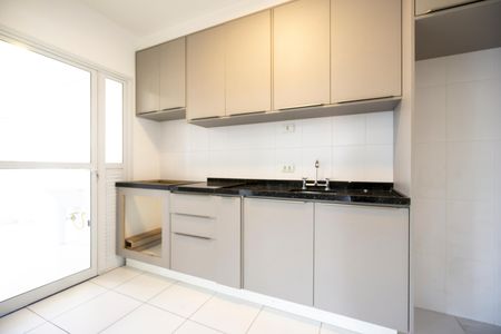 Apartamento à venda com 110m², 2 quartos e 2 vagas Apartamento à venda com 110m², 2 quartos e 2 vagasCozinha