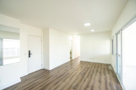 Apartamento à venda com 110m², 2 quartos e 2 vagas Apartamento à venda com 110m², 2 quartos e 2 vagasSala