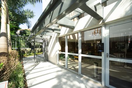 Apartamento à venda com 110m², 2 quartos e 2 vagas Apartamento à venda com 110m², 2 quartos e 2 vagasEntrada