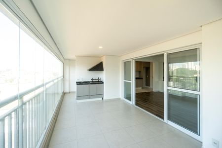 Apartamento à venda com 110m², 2 quartos e 2 vagas Apartamento à venda com 110m², 2 quartos e 2 vagasVaranda