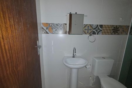 Casa de condomínio para alugar com 41m², 2 quartos e 1 vaga Casa de condomínio para alugar com 41m², 2 quartos e 1 vagaBanheiro