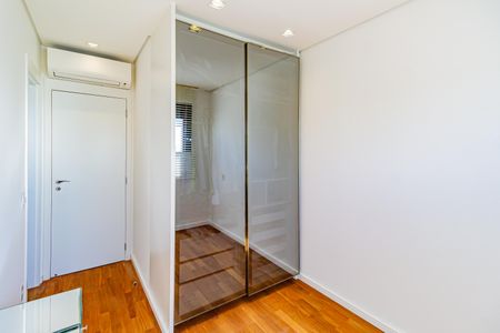 Apartamento para alugar com 100m², 2 quartos e 2 vagas Apartamento para alugar com 100m², 2 quartos e 2 vagasSuíte 2