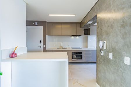 Apartamento para alugar com 100m², 2 quartos e 2 vagas Apartamento para alugar com 100m², 2 quartos e 2 vagasCozinha e Área de Serviço