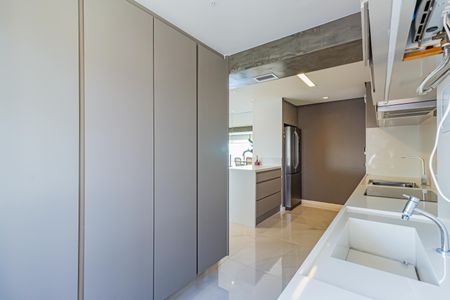 Apartamento para alugar com 100m², 2 quartos e 2 vagas Apartamento para alugar com 100m², 2 quartos e 2 vagasDetalhe da area de serviço