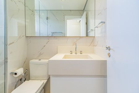Apartamento para alugar com 100m², 2 quartos e 2 vagas Apartamento para alugar com 100m², 2 quartos e 2 vagasBanheiro da Suíte 2