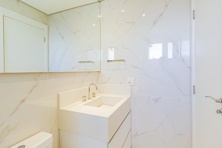 Apartamento para alugar com 100m², 2 quartos e 2 vagas Apartamento para alugar com 100m², 2 quartos e 2 vagasBanheiro da Suíte 2